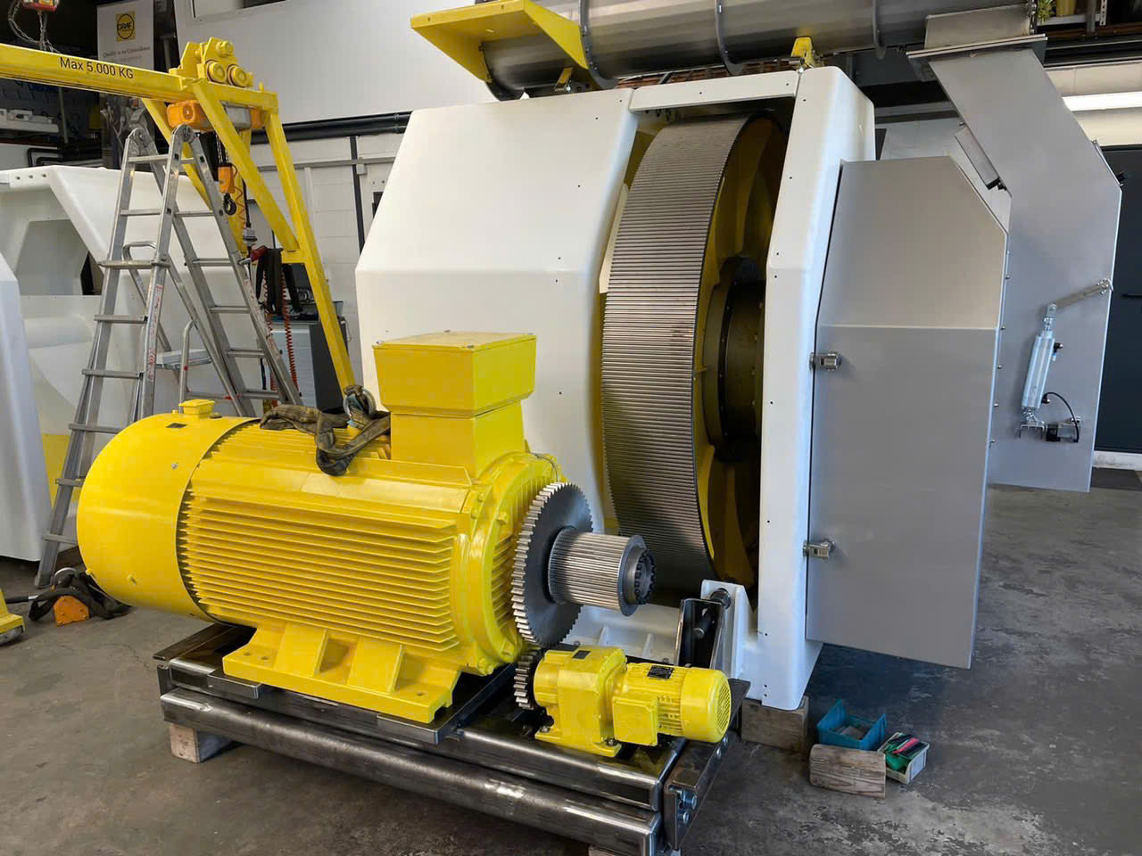 GỖ NHỰA COMPOSITE & SẢN PHẨM TỪ NHỰA